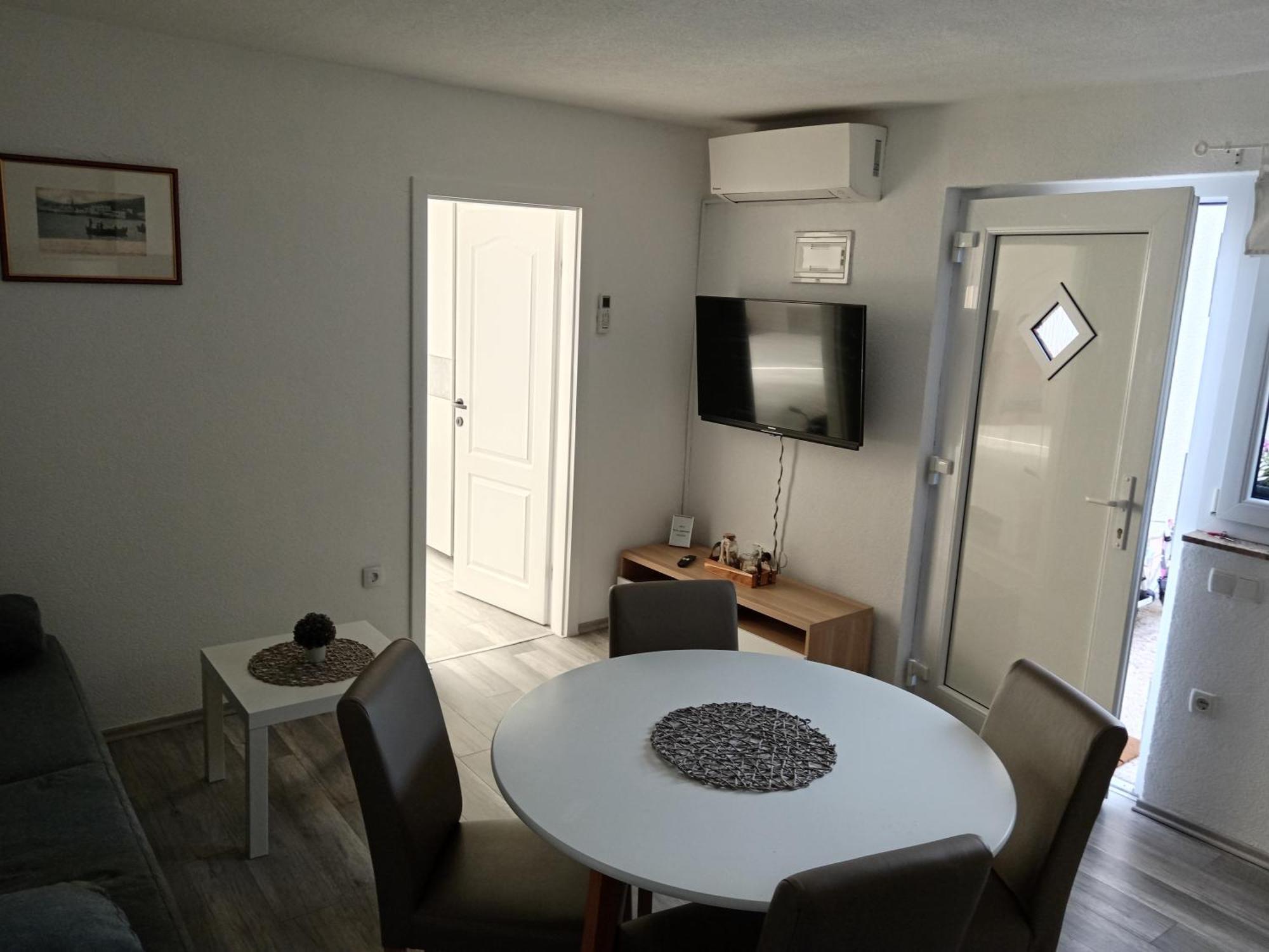 Apartments Boric 크레스 외부 사진